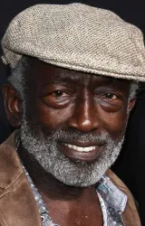 Гаррет Моррис